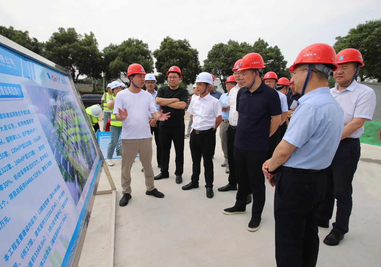 County Party Secretary Zeng Baozhu conducted research and supervision on safety, environmental protection, and project construction work