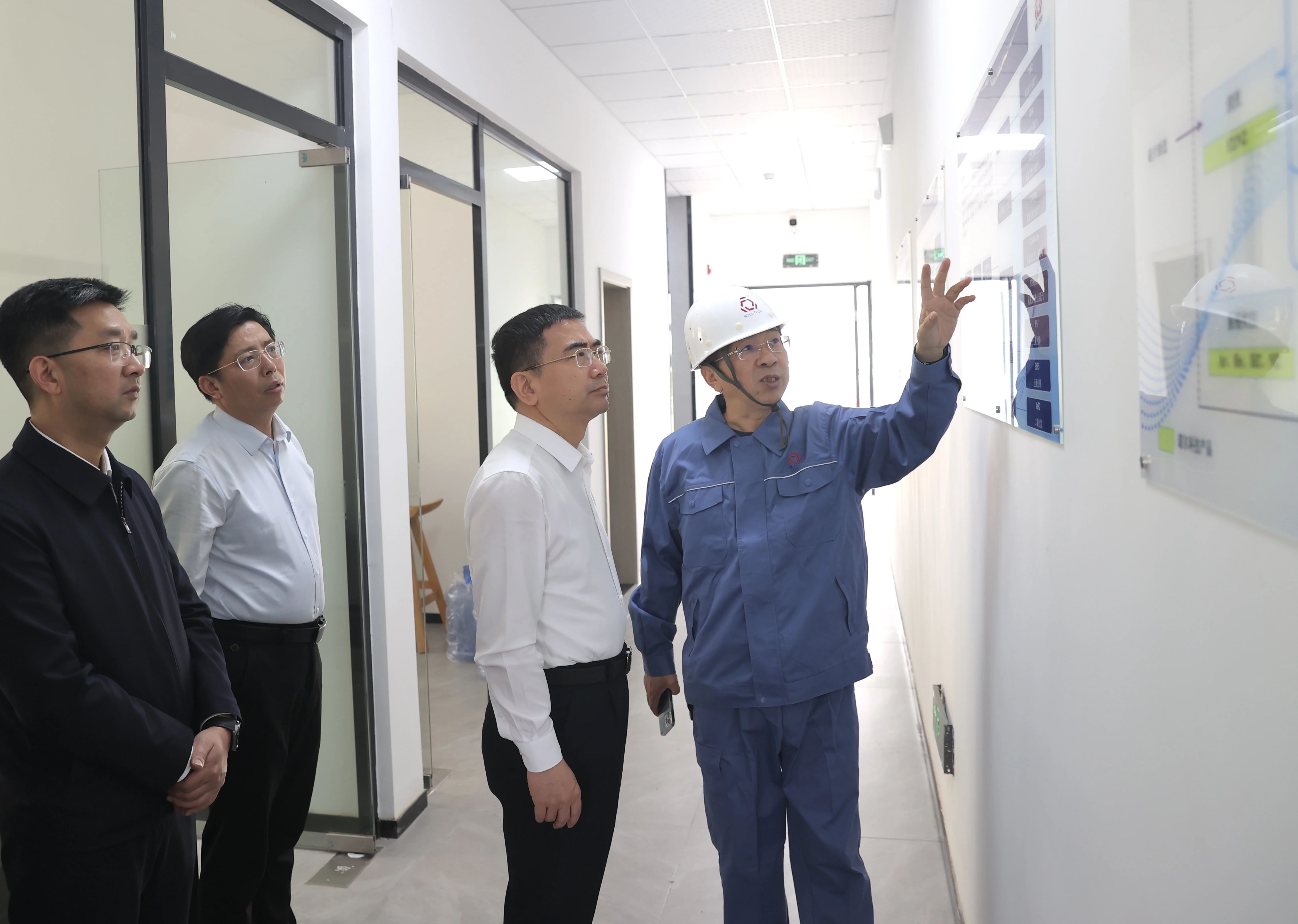 Jiang Wending conducted in-depth research on relevant work in Hukou County